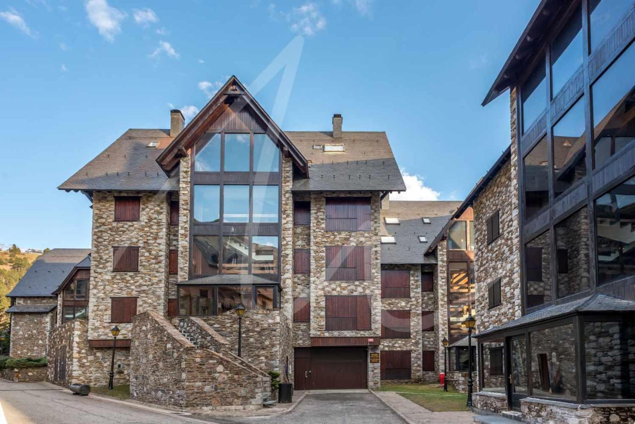 Nin De Beret By Seamount Rentals Baqueira Beret Exterior photo